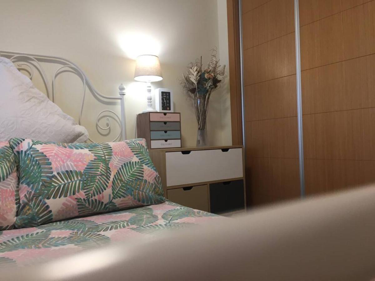 2 Bed Penthouse Apartment - Sea Views - Sleeps 4 Finestrat Kültér fotó