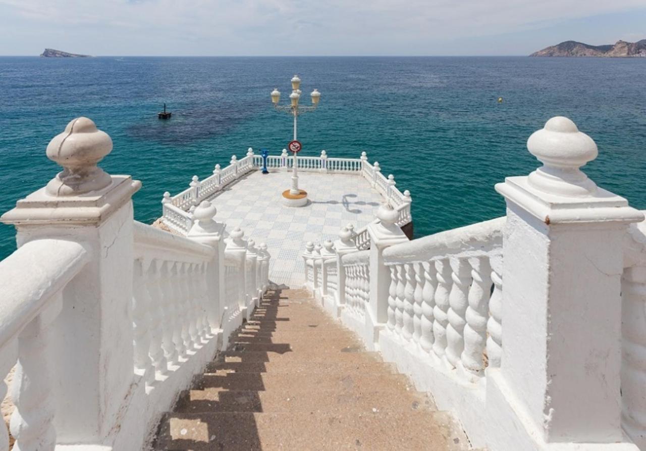 2 Bed Penthouse Apartment - Sea Views - Sleeps 4 Finestrat Kültér fotó