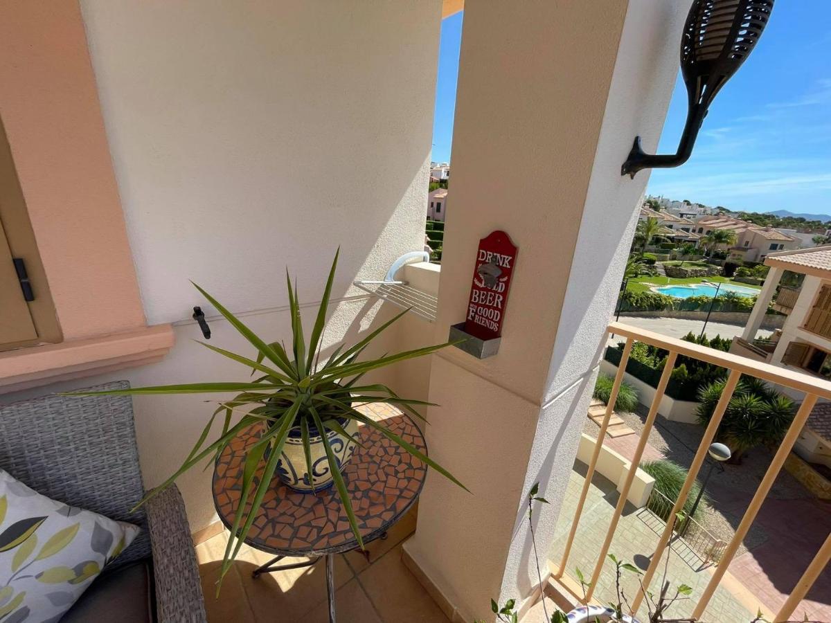2 Bed Penthouse Apartment - Sea Views - Sleeps 4 Finestrat Kültér fotó