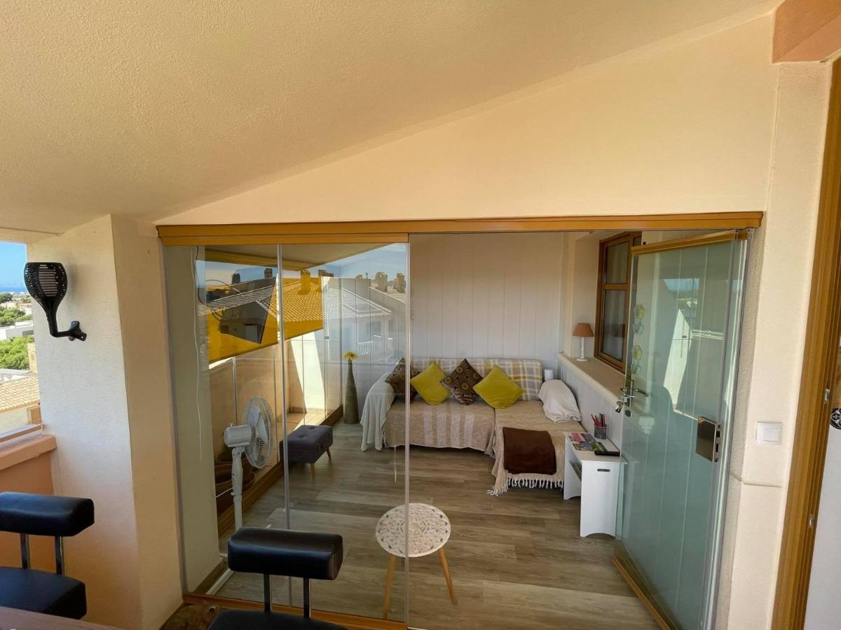 2 Bed Penthouse Apartment - Sea Views - Sleeps 4 Finestrat Kültér fotó